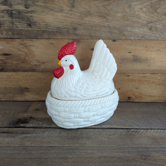 Vintage White Ceramic Hen on a Nest - Picture 4 of 11